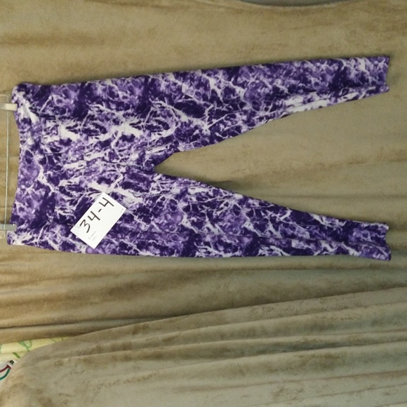 I Believe Velvety Leggings, size 2 XL - Picture 1 of 4